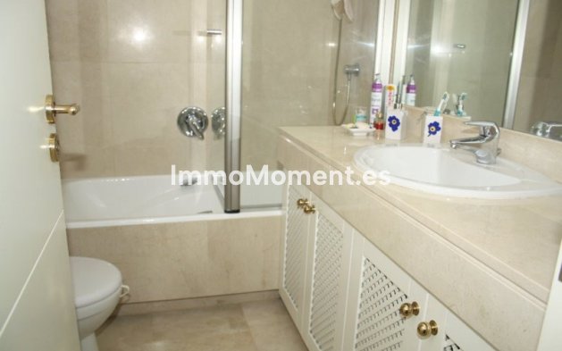 Wiederverkauf - Wohnung - Estepona  - Estepona Centro