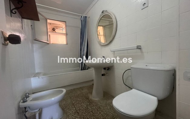 Wiederverkauf - Wohnung - Estepona  - Estepona Centro