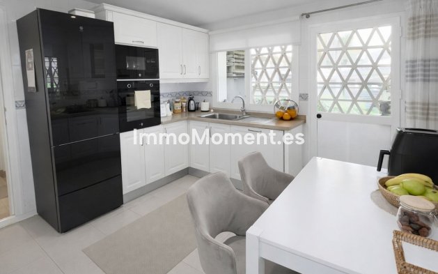 Reventa - Apartamento - Marbella - Elviria
