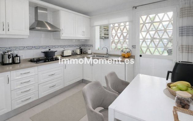Reventa - Apartamento - Marbella - Elviria