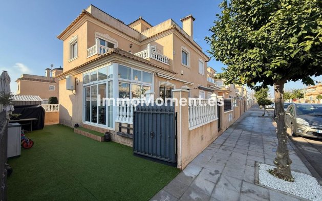 Revente - Villa - Pilar de la Horadada - Torre de la Horadada