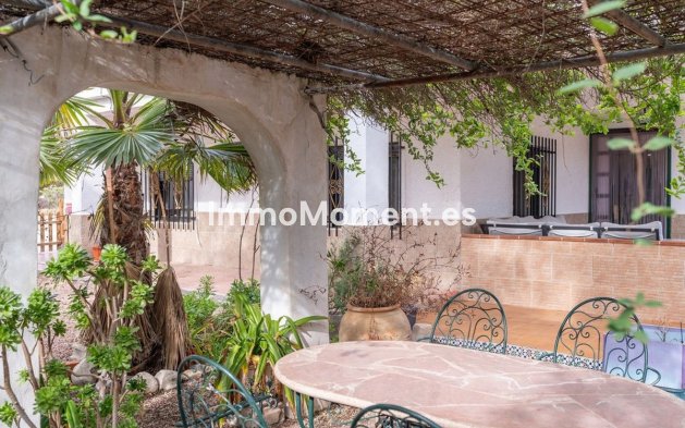 Resale - Country house - Hondón de las Nieves - Hondón de las Nieves Centro