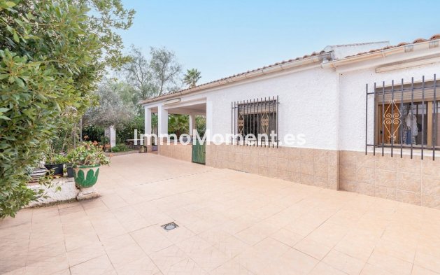 Resale - Country house - Hondón de las Nieves - Hondón de las Nieves Centro
