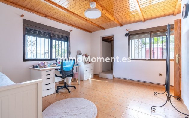 Resale - Country house - Hondón de las Nieves - Hondón de las Nieves Centro