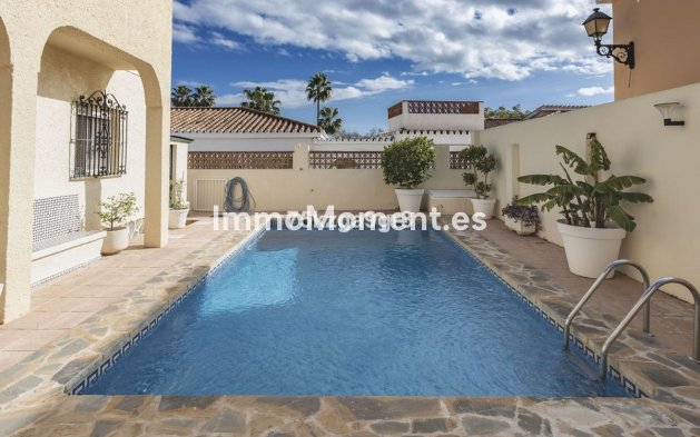 Resale - Villa - Benalmadena - Benalmadena Costa