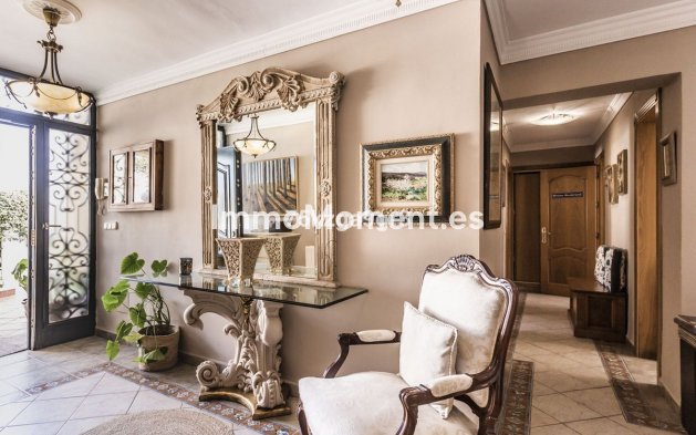 Resale - Villa - Benalmadena - Benalmadena Costa