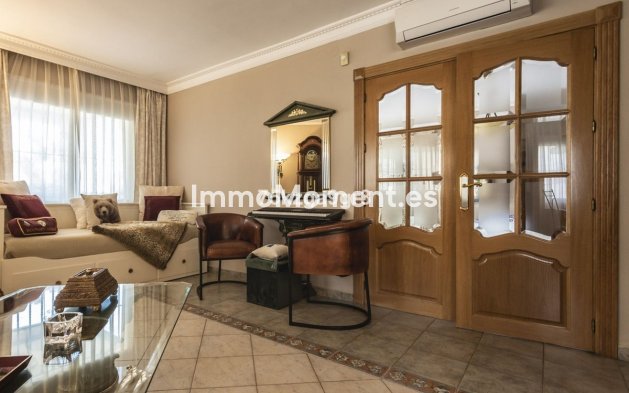 Resale - Villa - Benalmadena - Benalmadena Costa