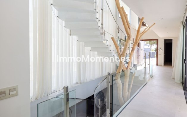 Wiederverkauf - Villa - Benalmadena - Benalmadena Centro