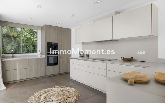 Resale - Villa - Mijas - Mijas Centro