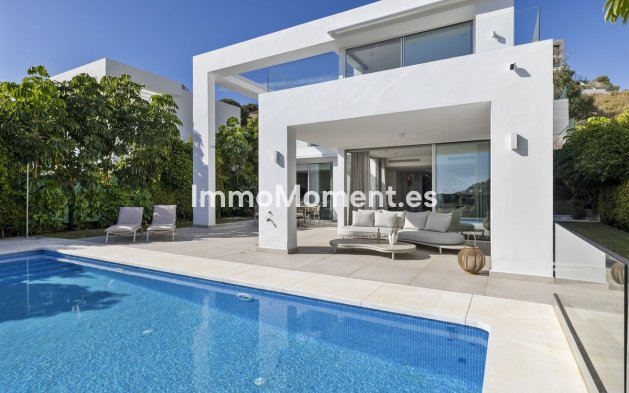 Resale - Villa - Mijas - Mijas Centro