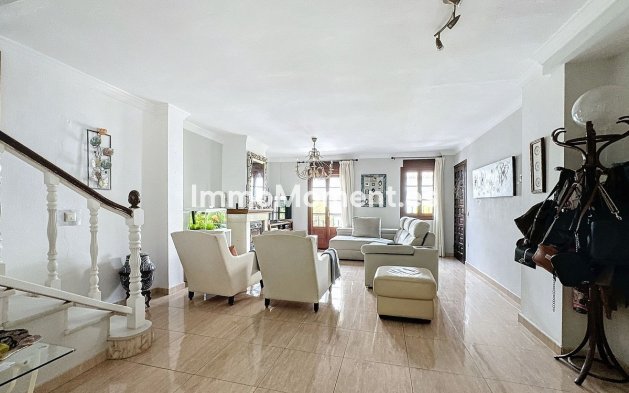 Revente - Villa - Estepona  - Estepona Centro