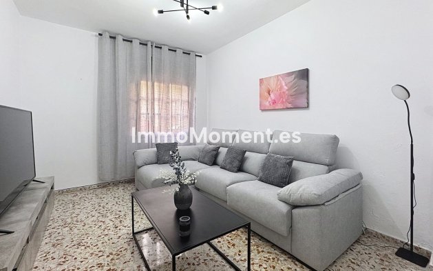 Revente - Villa - Estepona  - Estepona Centro