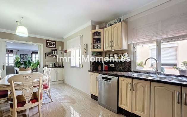 Revente - Villa - Estepona  - Estepona Centro