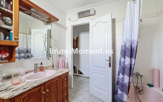 Revente - Villa - Estepona  - Estepona Centro