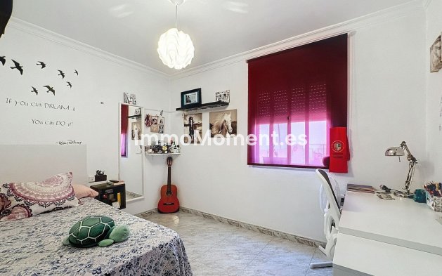 Revente - Villa - Estepona  - Estepona Centro