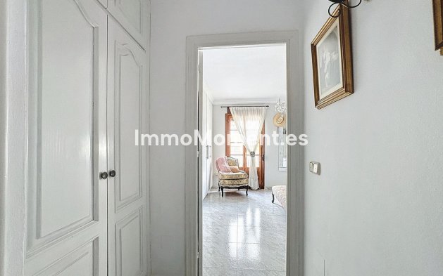 Revente - Villa - Estepona  - Estepona Centro