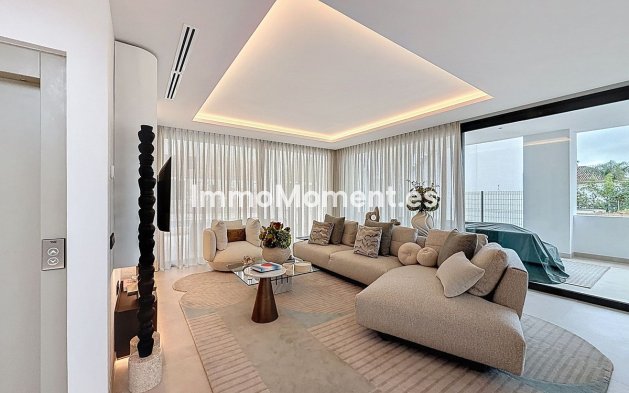 Wiederverkauf - Villa - Marbella - Nagüeles