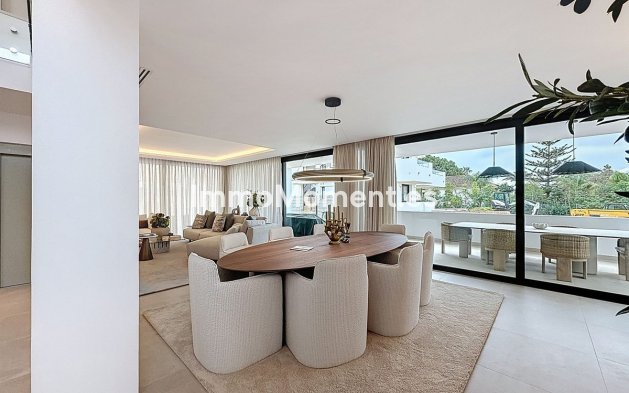 Wiederverkauf - Villa - Marbella - Nagüeles