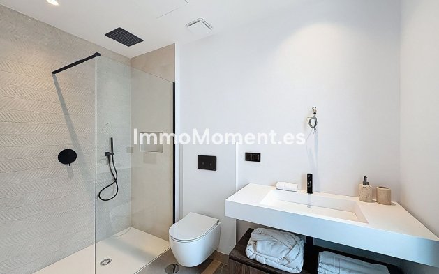 Wiederverkauf - Villa - Marbella - Nagüeles