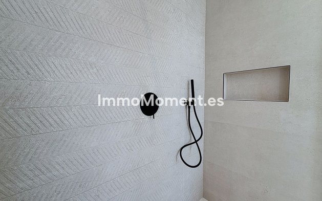 Wiederverkauf - Villa - Marbella - Nagüeles