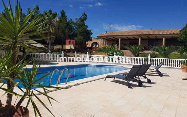 Wiederverkauf - Villa - Abanilla - Abanilla Centro