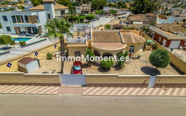 Wiederverkauf - Villa - Torrevieja - La Siesta