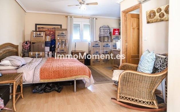 Revente - Villa - Torrevieja - Torrevieja Centro