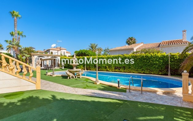 Resale - Villa - Orihuela - Playa Flamenca