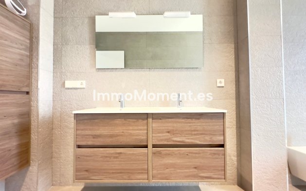 Wiederverkauf - Villa - Orihuela - Las Colinas Golf