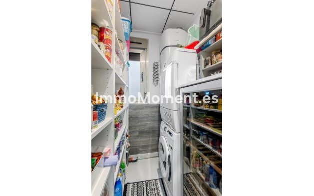 Resale - Villa - Orihuela - Villamartin