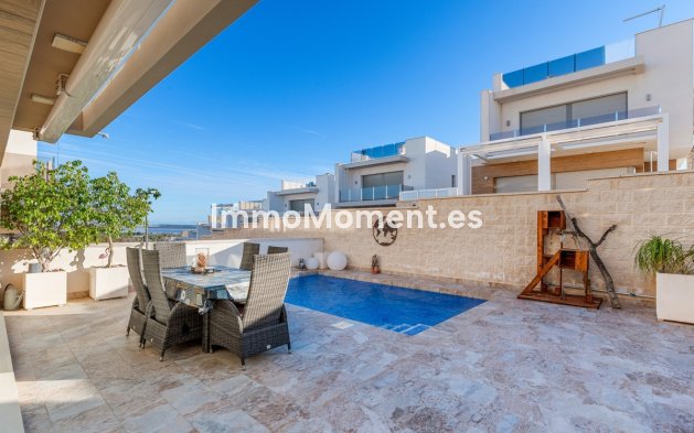Resale - Villa - Orihuela - Villamartin