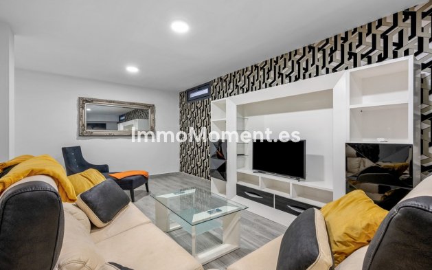 Wiederverkauf - Villa - Orihuela - Orihuela Costa