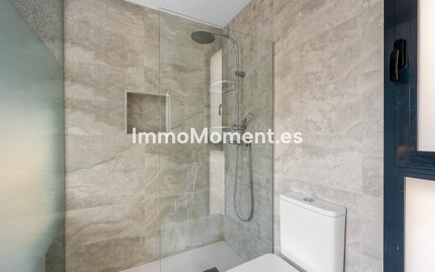 Wiederverkauf - Villa - Orihuela - Orihuela Costa