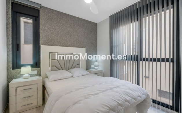 Wiederverkauf - Villa - Orihuela - Orihuela Costa