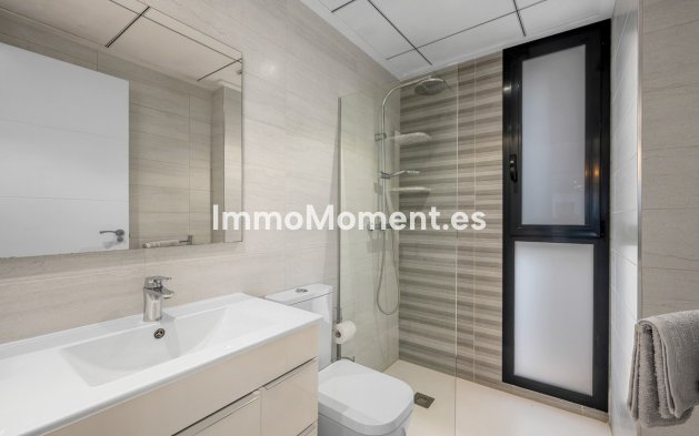 Wiederverkauf - Villa - Orihuela - Orihuela Costa