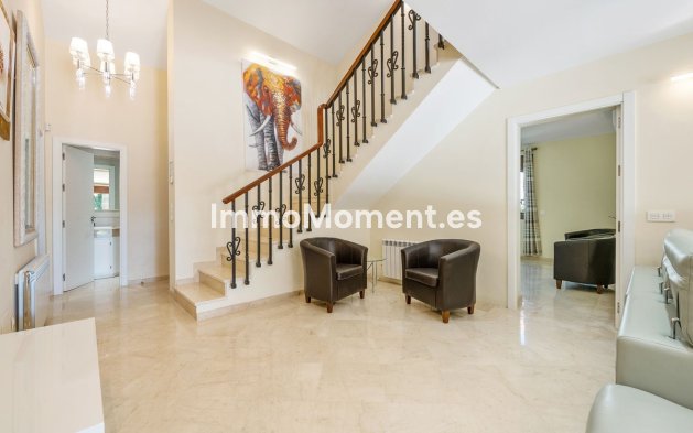 Resale - Villa - Estepona - New Golden Mile