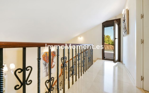 Resale - Villa - Estepona - New Golden Mile
