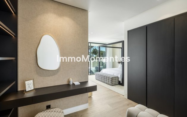 Resale - Villa - Marbella - Nueva Andalucía