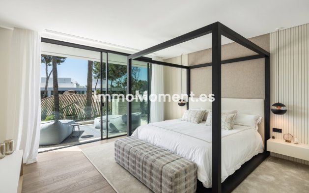 Resale - Villa - Marbella - Nueva Andalucía