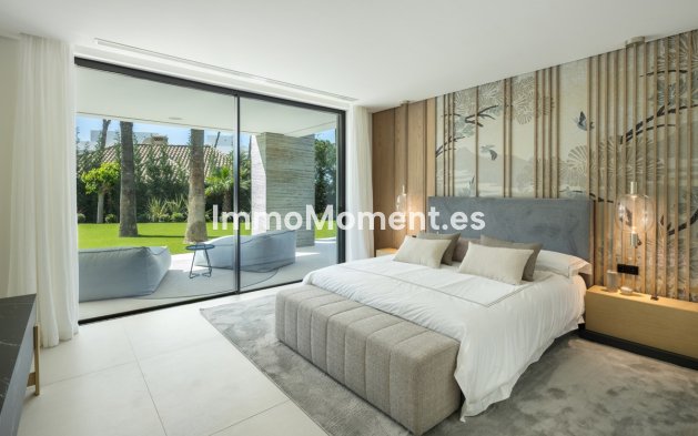 Resale - Villa - Marbella - Nueva Andalucía