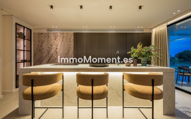 Resale - Villa - Marbella - Nueva Andalucía