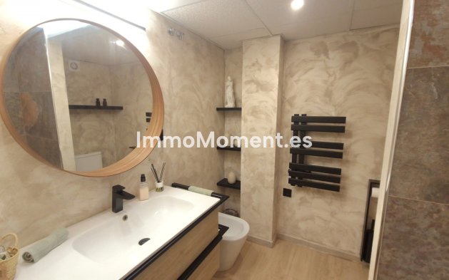 Wiederverkauf - Wohnung - Marbella - Nueva Andalucía