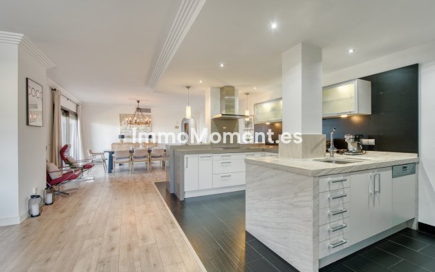 Wiederverkauf - Wohnung - Estepona  - Estepona Centro