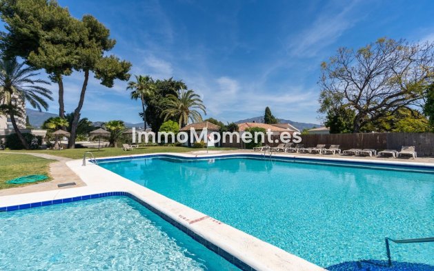 Wiederverkauf - Wohnung - Estepona  - Estepona Centro