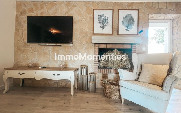 Revente - Villa - Marbella - Nueva Andalucía