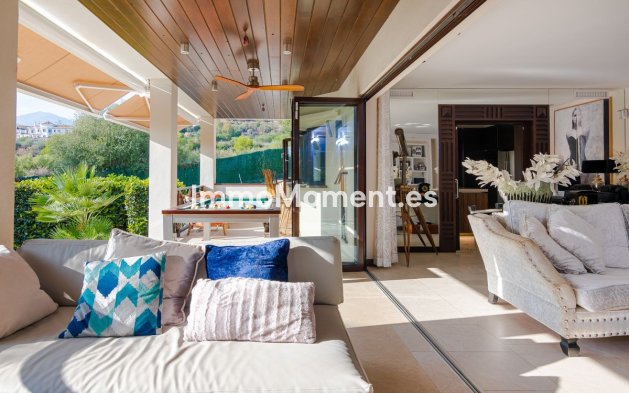 Wiederverkauf - Villa - Marbella - Nueva Andalucía