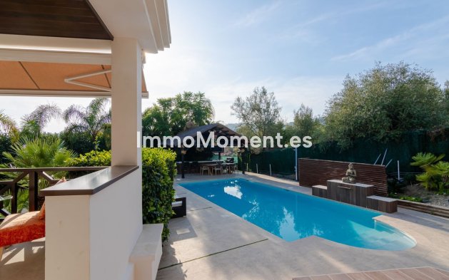 Wiederverkauf - Villa - Marbella - Nueva Andalucía