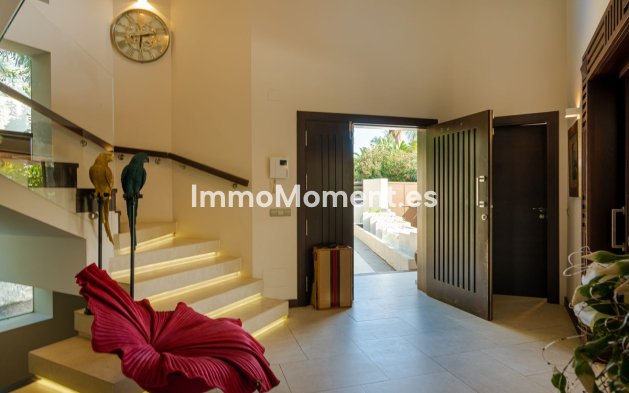 Wiederverkauf - Villa - Marbella - Nueva Andalucía