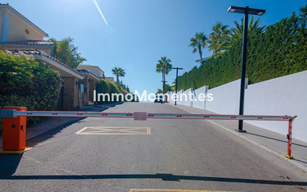 Wiederverkauf - Villa - Marbella - Nueva Andalucía