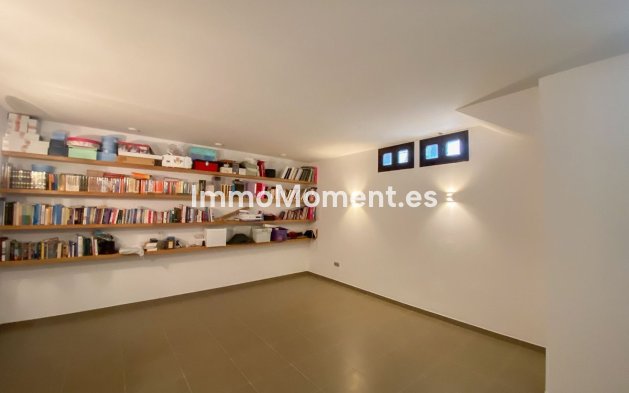 Revente - Villa - Estepona  - Estepona Centro